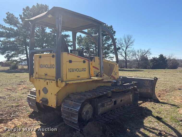 image for item EV2779 2000 New Holland DC80 dozer