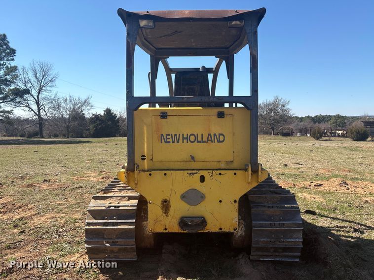 image for item EV2779 2000 New Holland DC80 dozer