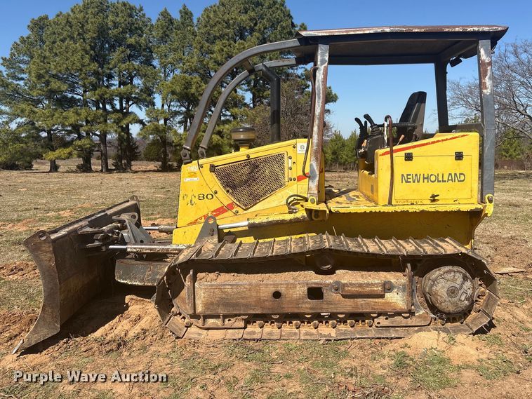 image for item EV2779 2000 New Holland DC80 dozer