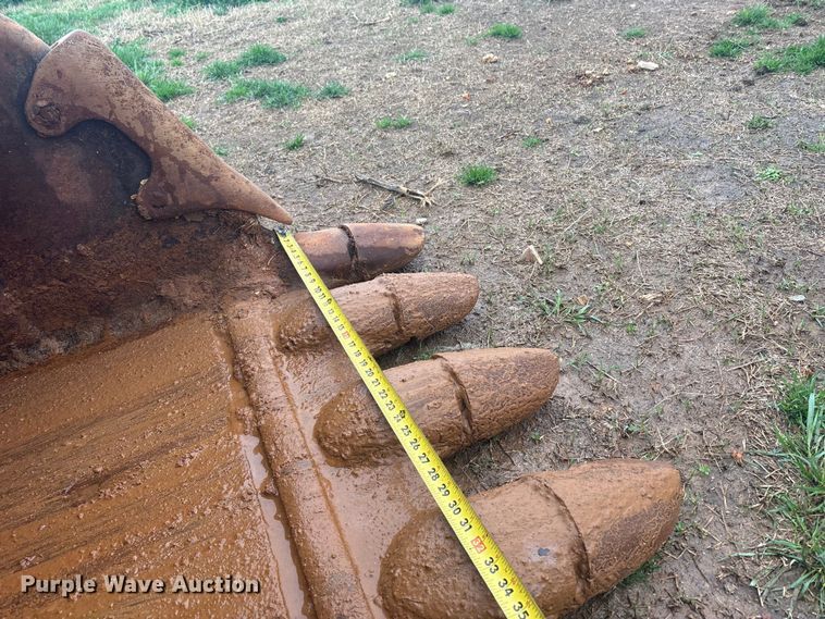 image for item EV2813 1996 Link-Belt 4300 Q excavator