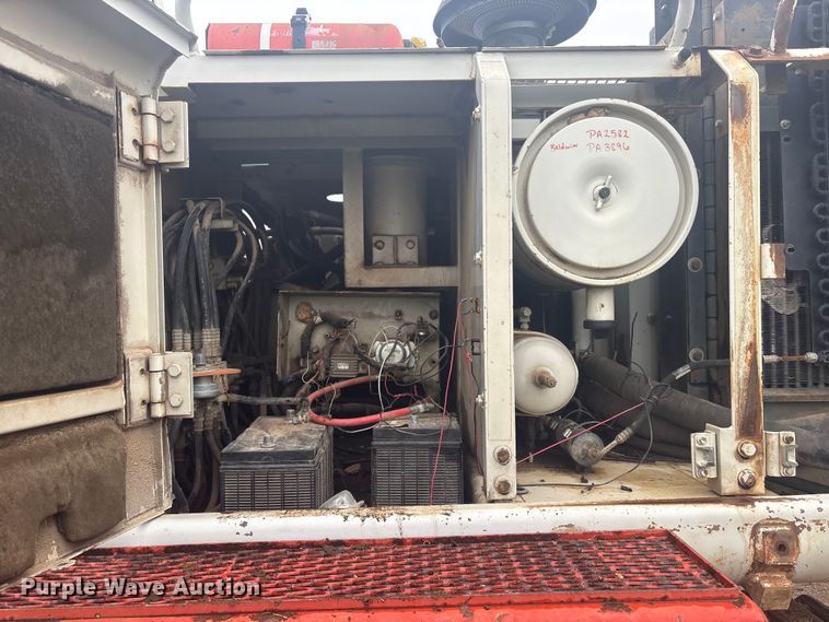 image for item EV2813 1996 Link-Belt 4300 Q excavator