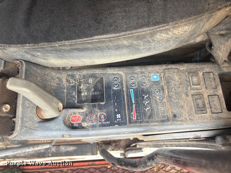 image for item EV2813 1996 Link-Belt 4300 Q excavator