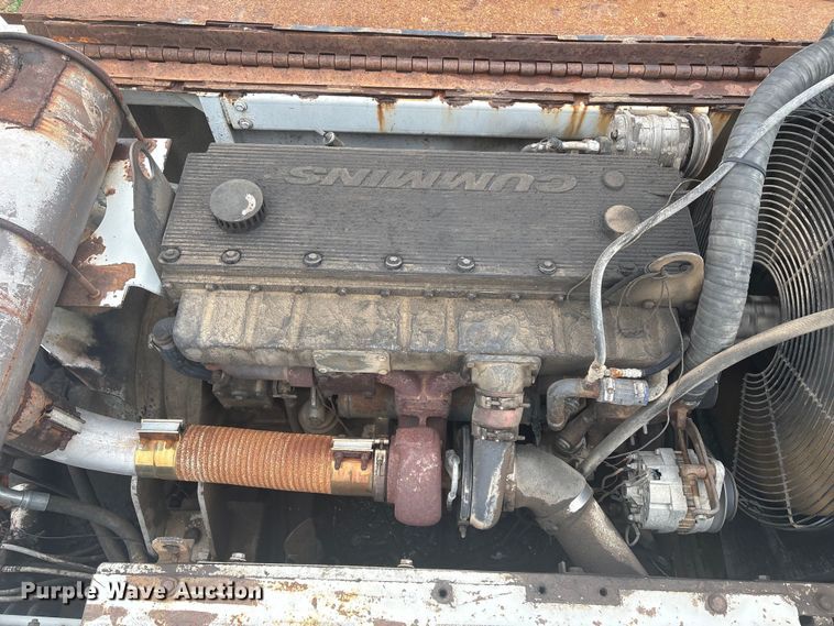 image for item EV2813 1996 Link-Belt 4300 Q excavator