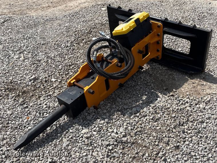 image for item EV2820 2024 GIYI 680 Skid Steer Breaker