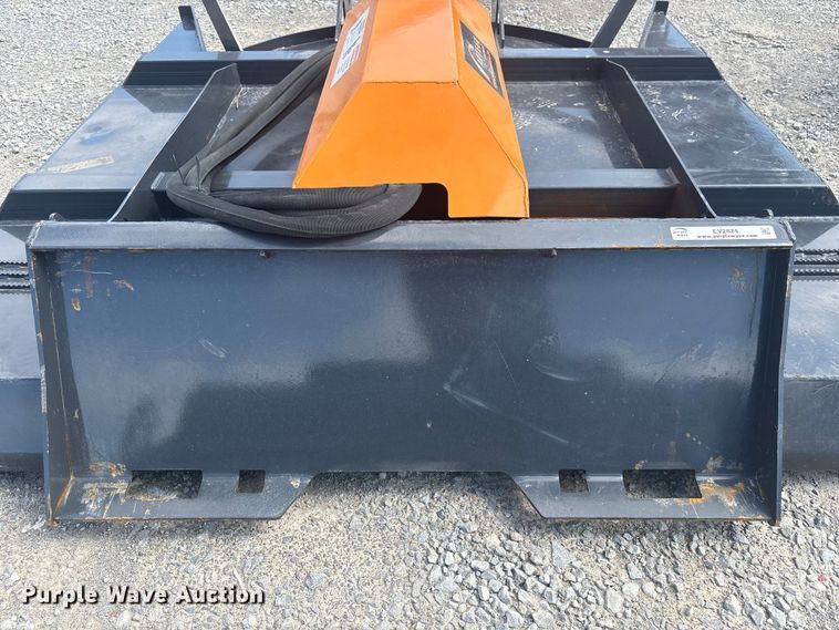 image for item EV2824 2025 Arteer HDBC-72W skid steer brush mower