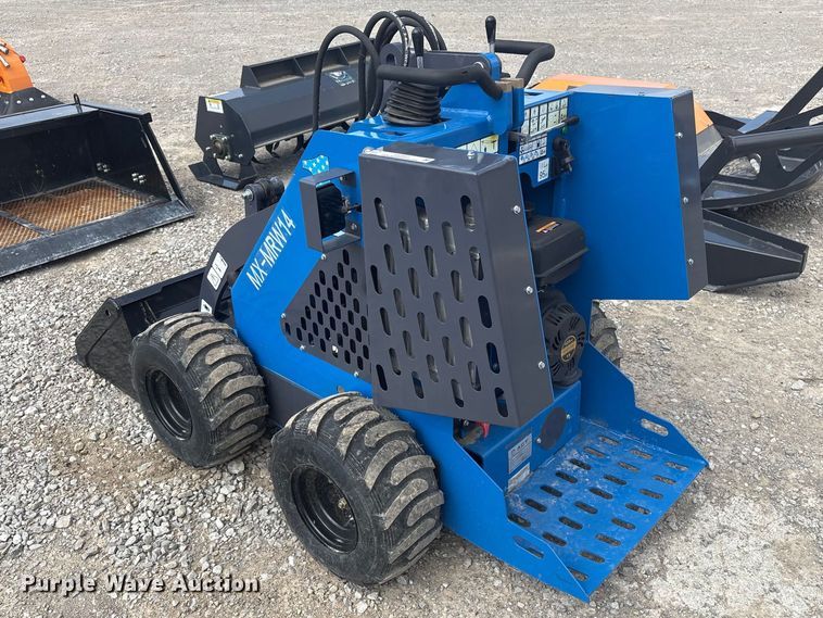 image for item EV2827 2025 AGT MX-MRW14 compact utility loader