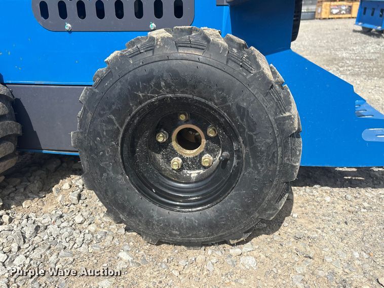 image for item EV2827 2025 AGT MX-MRW14 compact utility loader