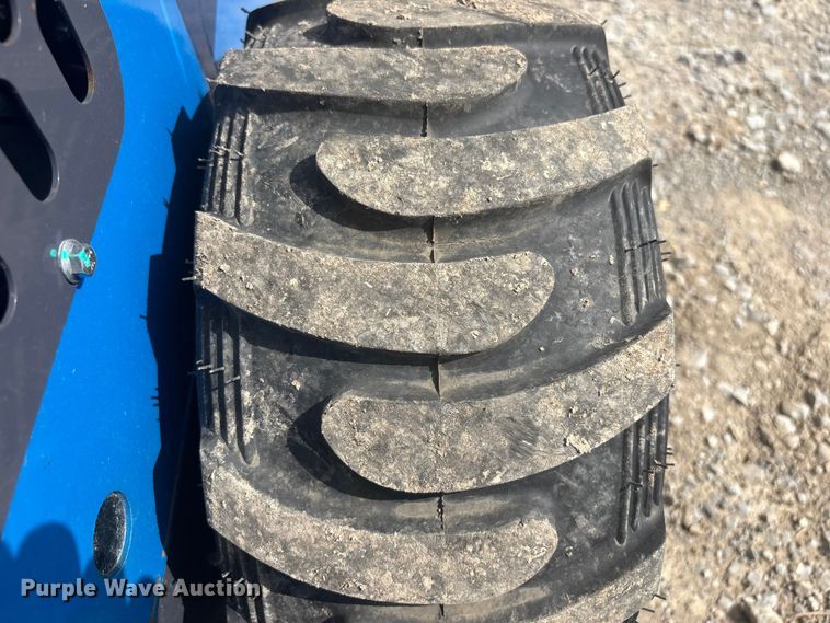 image for item EV2827 2025 AGT MX-MRW14 compact utility loader