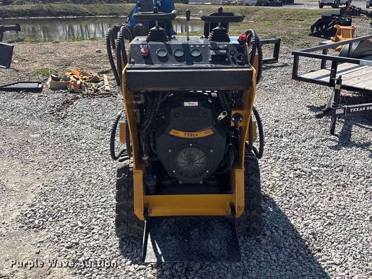 image for item EV2828 2024 AGT MX-CRT23 compact utility loader