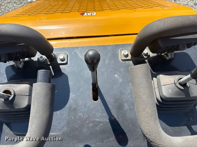 image for item EV2828 2024 AGT MX-CRT23 compact utility loader