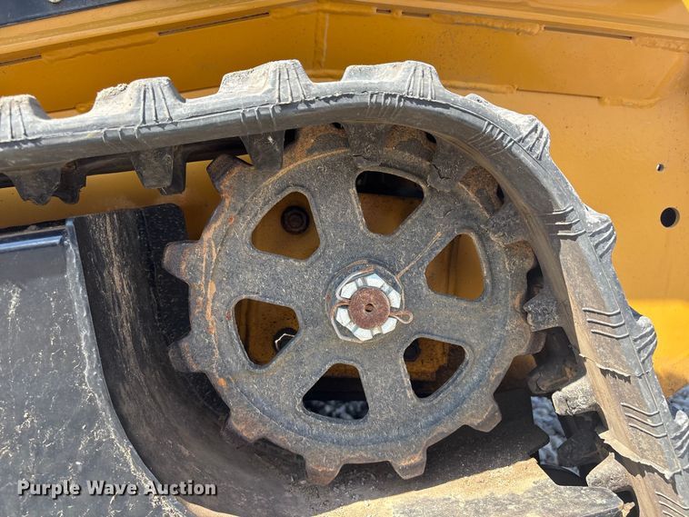 image for item EV2828 2024 AGT MX-CRT23 compact utility loader