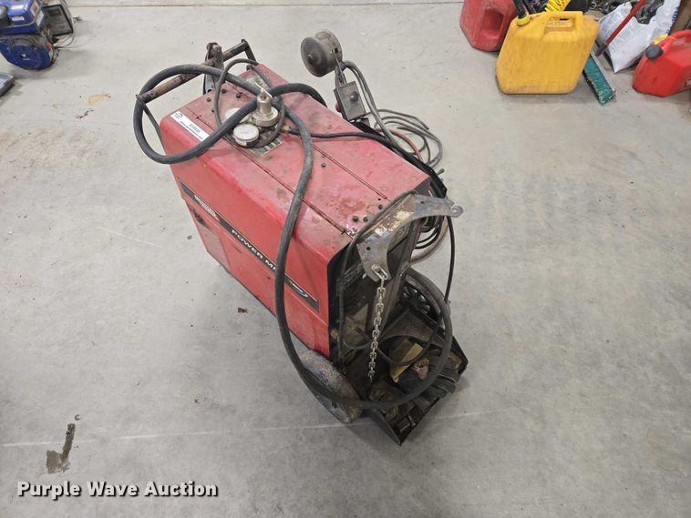 image for item EV5535 Lincoln Power Mig 200 welder