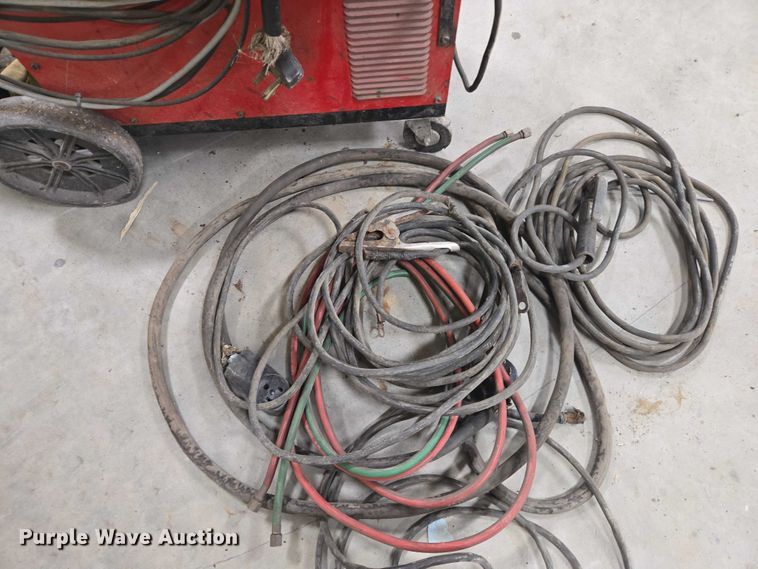 image for item EV5535 Lincoln Power Mig 200 welder