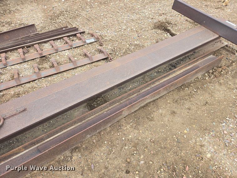 image for item EV5542 Building materials