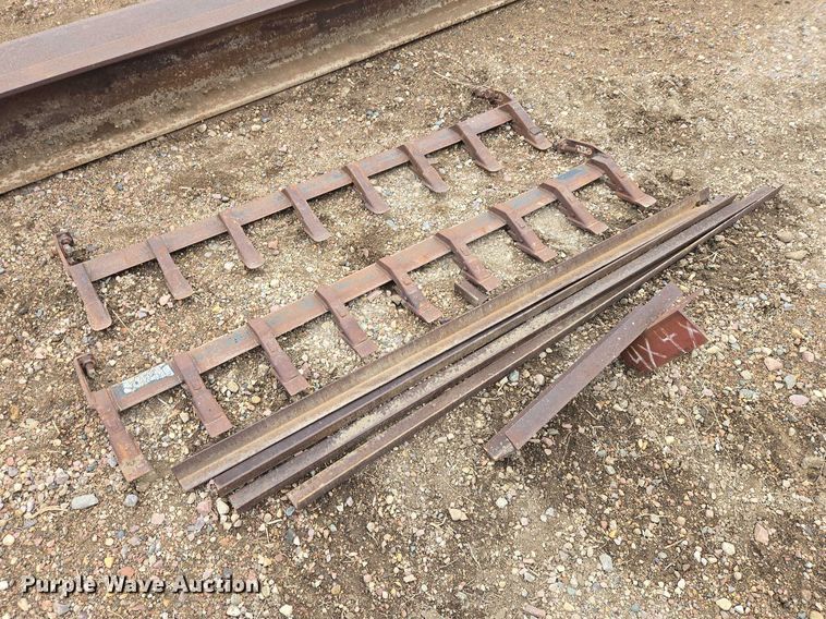 image for item EV5542 Building materials