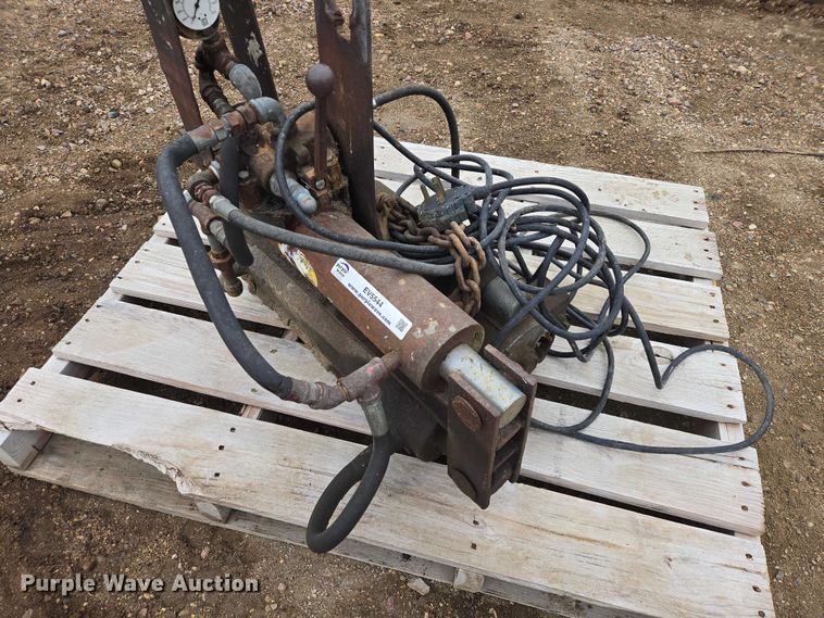 image for item EV5544 F&W concrete wall forms