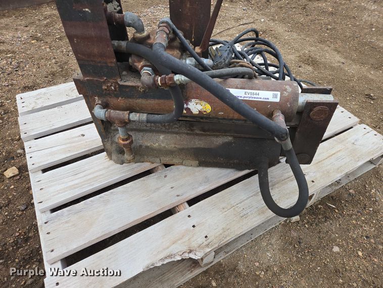 image for item EV5544 F&W concrete wall forms