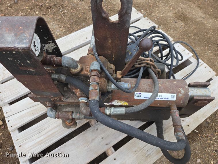 image for item EV5544 F&W concrete wall forms