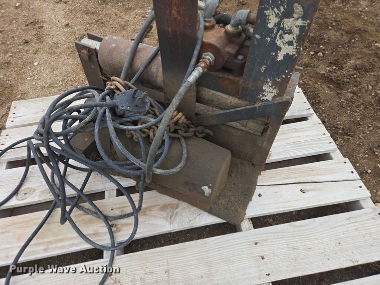 image for item EV5544 F&W concrete wall forms