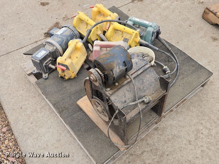 image for item EV5545 Concrete vibrators