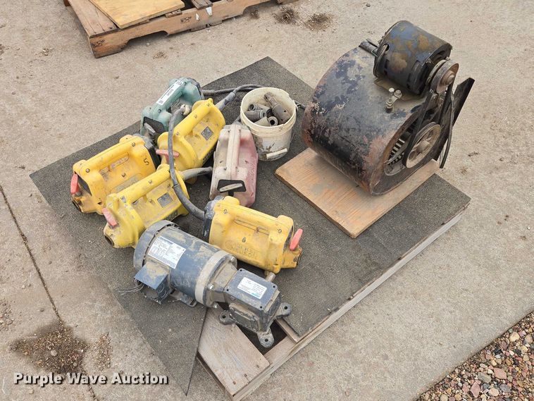 image for item EV5545 Concrete vibrators