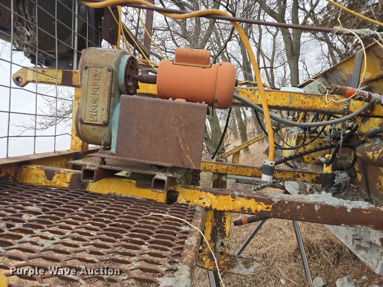 image for item EV5546 Concrete silo wall form machine