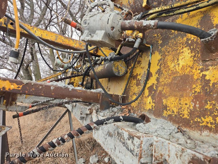 image for item EV5546 Concrete silo wall form machine