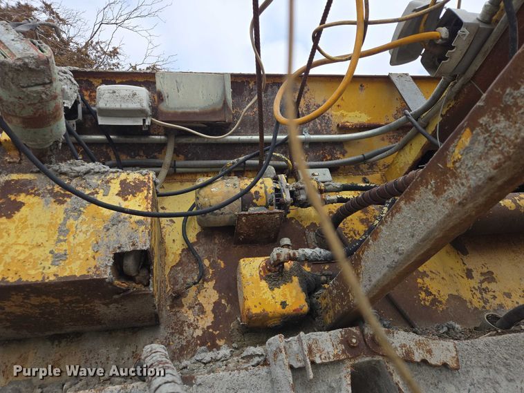 image for item EV5546 Concrete silo wall form machine