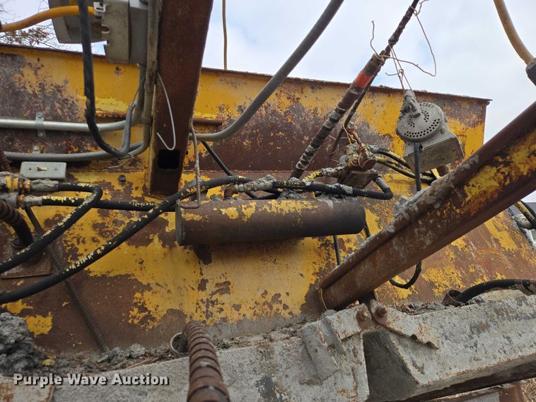 image for item EV5546 Concrete silo wall form machine