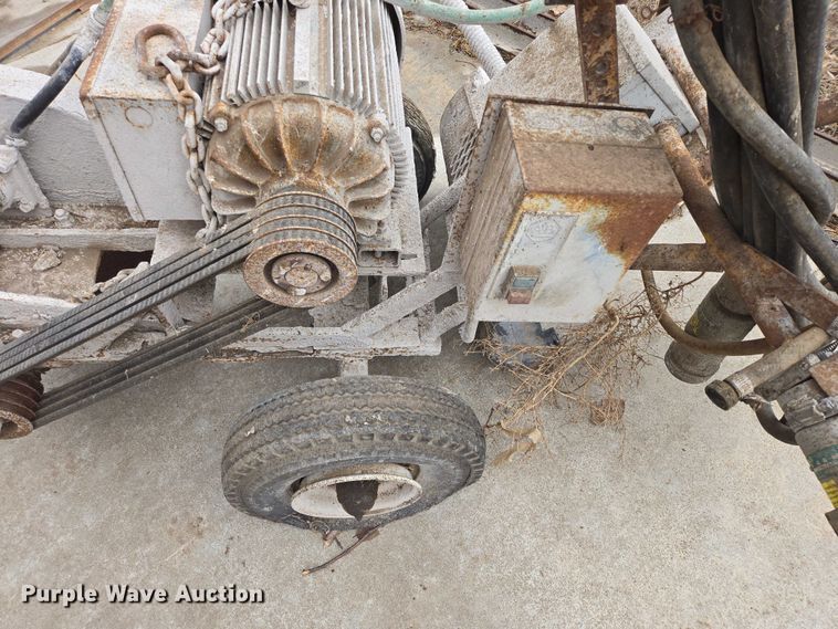 image for item EV5546 Concrete silo wall form machine