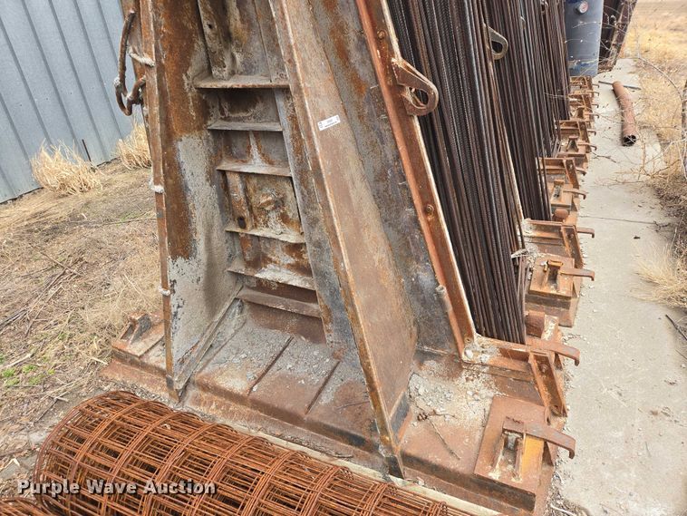 image for item EV5547 (7) concrete silo forms