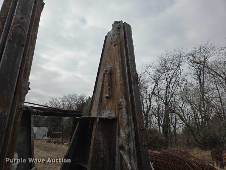 image for item EV5547 (7) concrete silo forms