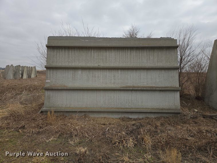 image for item EV5553 Concrete silo parts