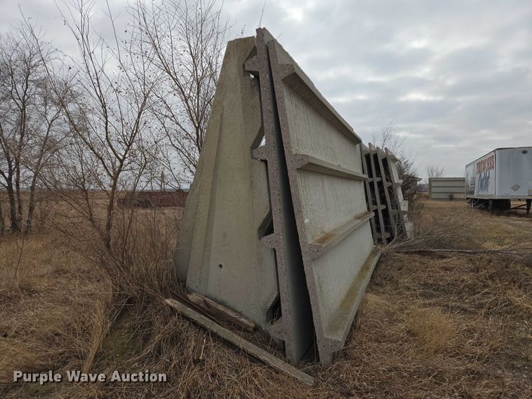 image for item EV5553 Concrete silo parts