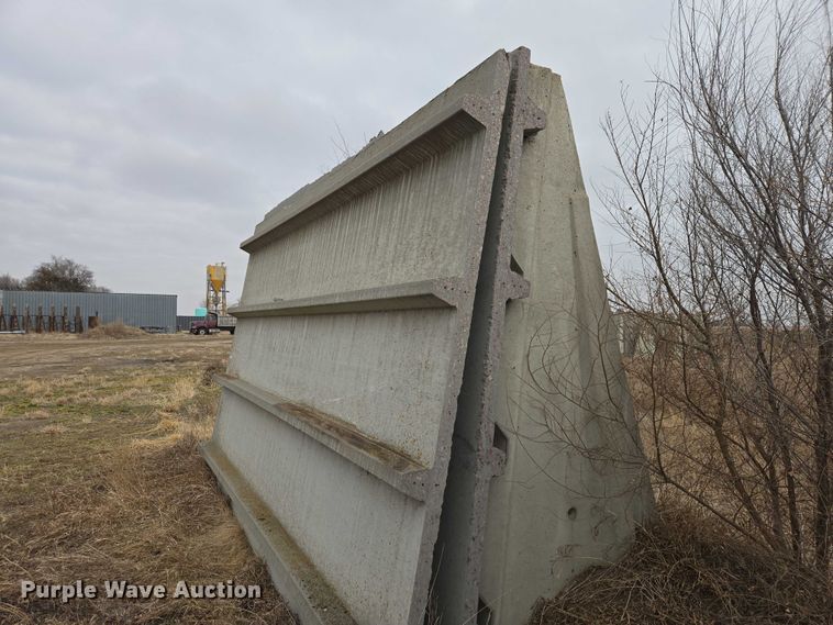 image for item EV5553 Concrete silo parts