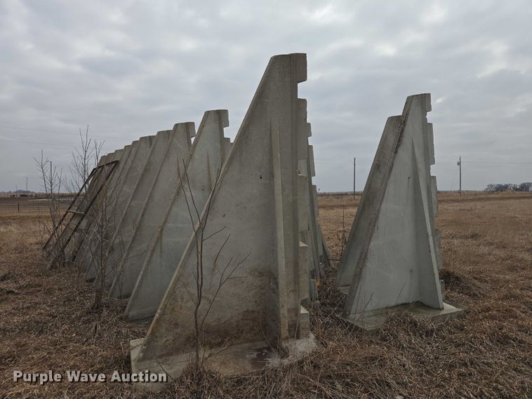 image for item EV5553 Concrete silo parts