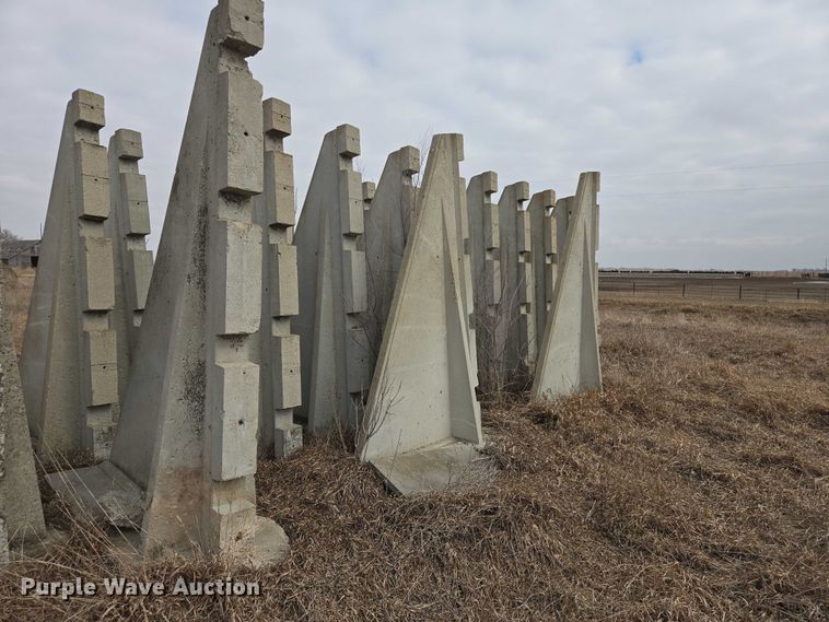 image for item EV5553 Concrete silo parts