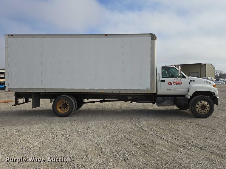 image for item EV5570 1998 Chevrolet C6500 box truck