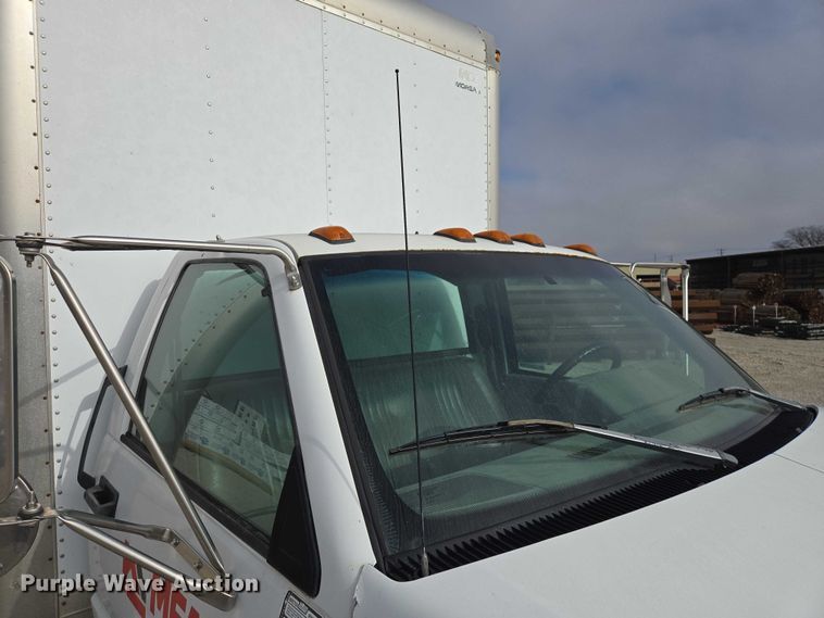 image for item EV5570 1998 Chevrolet C6500 box truck