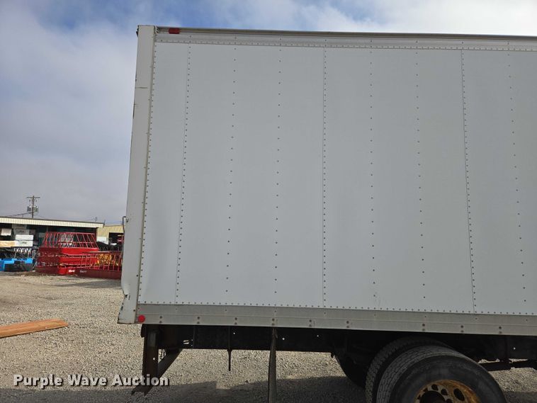 image for item EV5570 1998 Chevrolet C6500 box truck