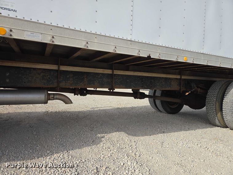 image for item EV5570 1998 Chevrolet C6500 box truck