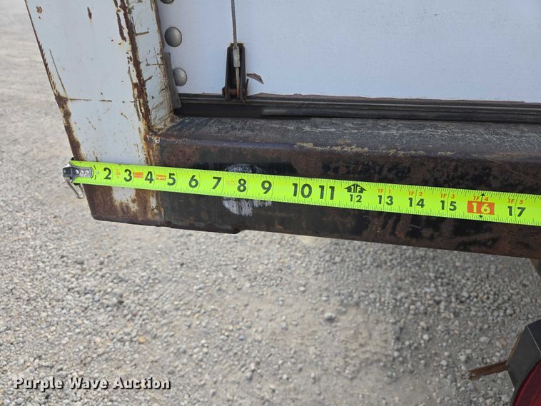 image for item EV5570 1998 Chevrolet C6500 box truck