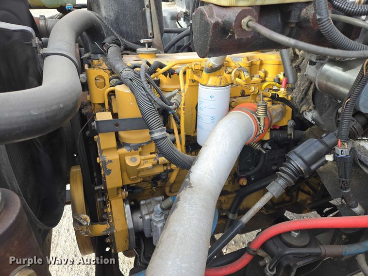 image for item EV5570 1998 Chevrolet C6500 box truck