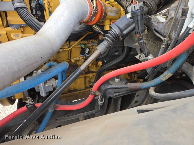 image for item EV5570 1998 Chevrolet C6500 box truck