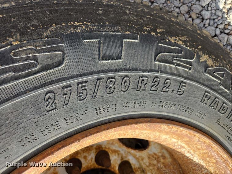 image for item EV5570 1998 Chevrolet C6500 box truck