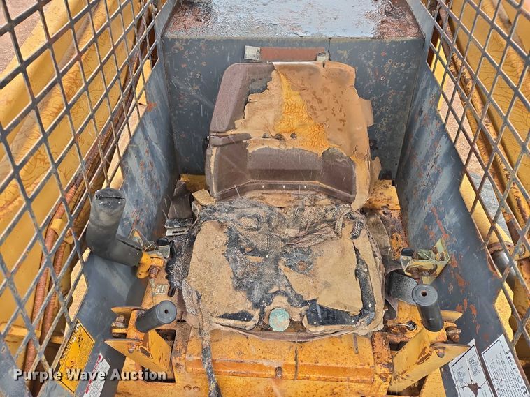 image for item EV5573 1991 Case 1845C skid steer loader