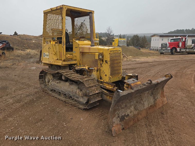 image for item EV5574 1980 Caterpillar D3B dozer