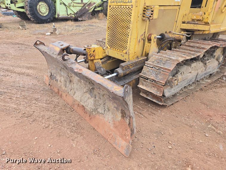 image for item EV5574 1980 Caterpillar D3B dozer