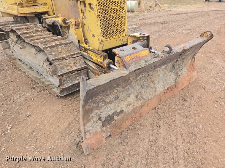 image for item EV5574 1980 Caterpillar D3B dozer