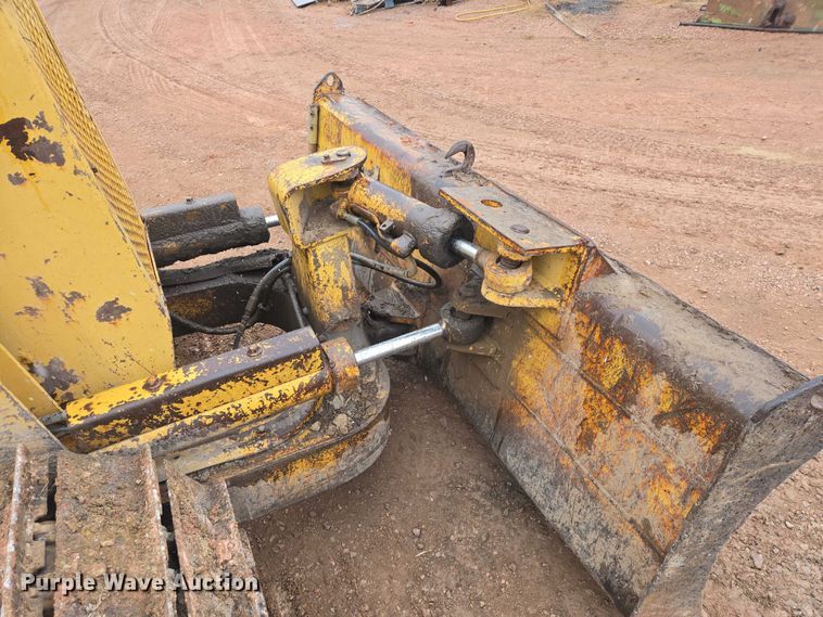 image for item EV5574 1980 Caterpillar D3B dozer